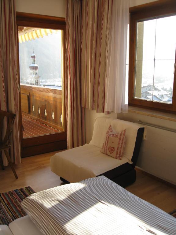 Haus Bergheimat - Familie Oberacher Guest House ฟูลป์เมส ห้อง รูปภาพ